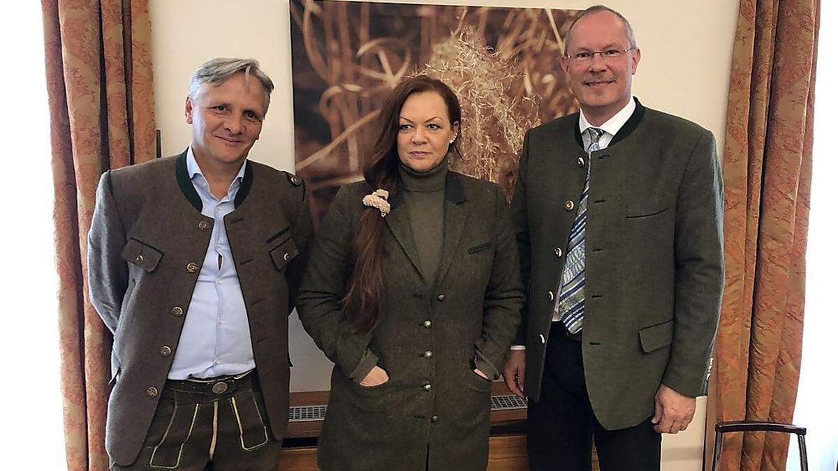 Volpini de Maestri (links) mit seinen Stellvertreterkandidaten Felix Jurak und Elisabeth Schneeweiß