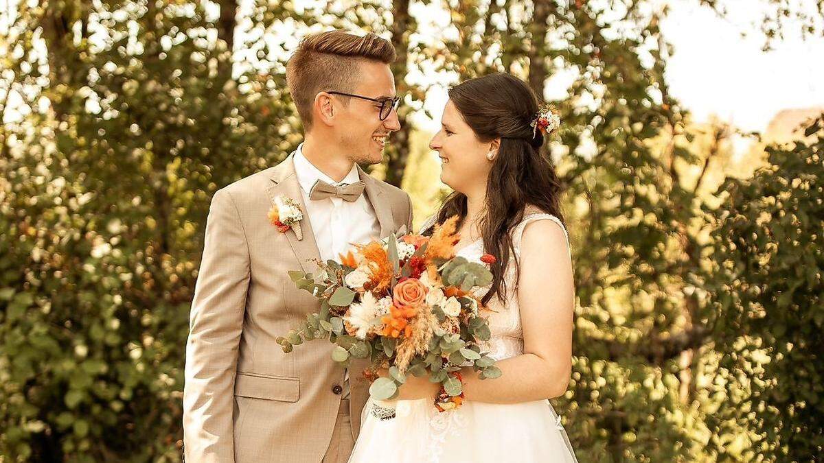 Sind in den Hafen der Ehe eingelaufen: Thomas Taupe und Valentina Plösch 