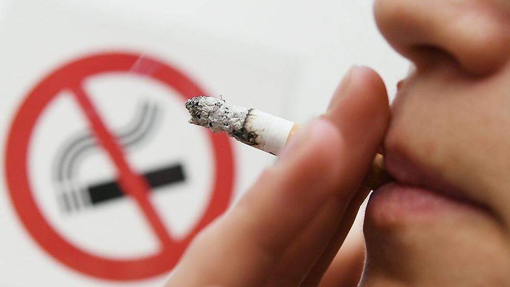 FPÖ weiter gegen Rauchverbot