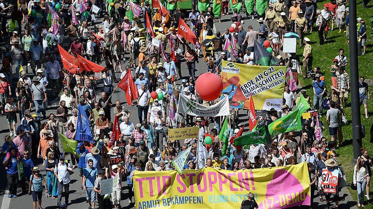 Quer durch Europa wird gegen TTIP demonstriert