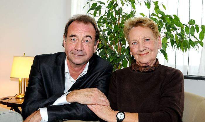 Ingrid Burkhard mit Sohn Dietrich Siegl