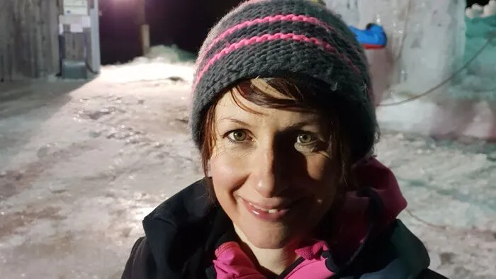 Die Österreichische Meisterin im Eisklettern ist eine Slowenin: Maja Šuštar.