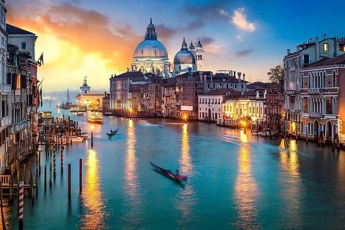 Italien (58,3 Millionen Besucher)