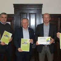 Michael Mehsner, Josef Gsöls, Bürgermeister Josef Ober, Karl Puchas und Johann Reinprecht