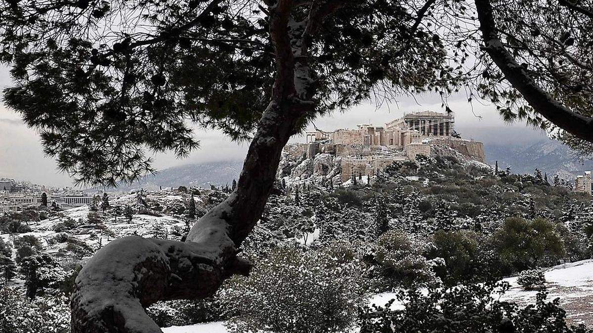 Die schneebedeckte Akropolis - Archivbild, Jänner 2017