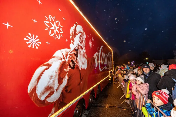 Es herrschte reger Andrang, zahlreiche Leute wollten den Truck bestaunen.