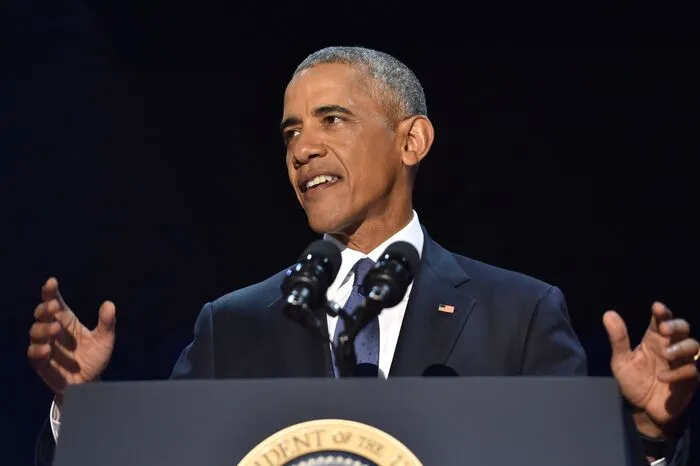 "Heute Abend bin ich an der Reihe, Danke zu sagen", sagte der scheidende Präsident. "Ihr habt mich zu einem besseren Präsidenten und zu einem besseren Menschen gemacht", sagte Obama.