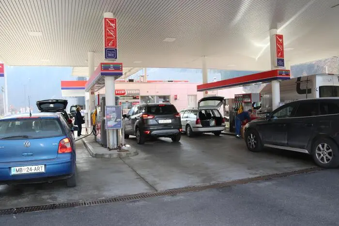 Tanktourismus nach Slowenien