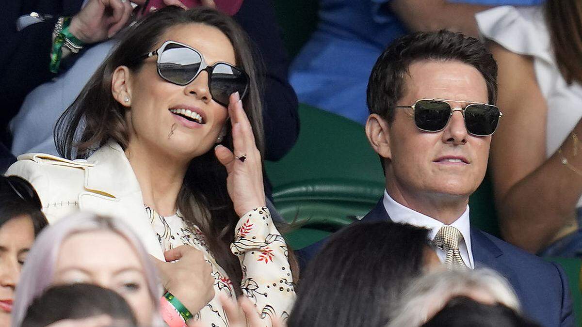 Sehr vertraut miteinander: Hayley Atwell und Tom Cruise beim Tennisturnier Wimbledon