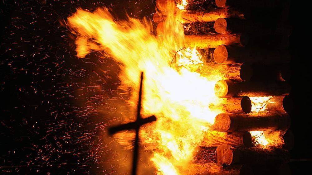 Die traditionellen Osterfeuer dürfen heuer in Villach und Umgebung brennen 