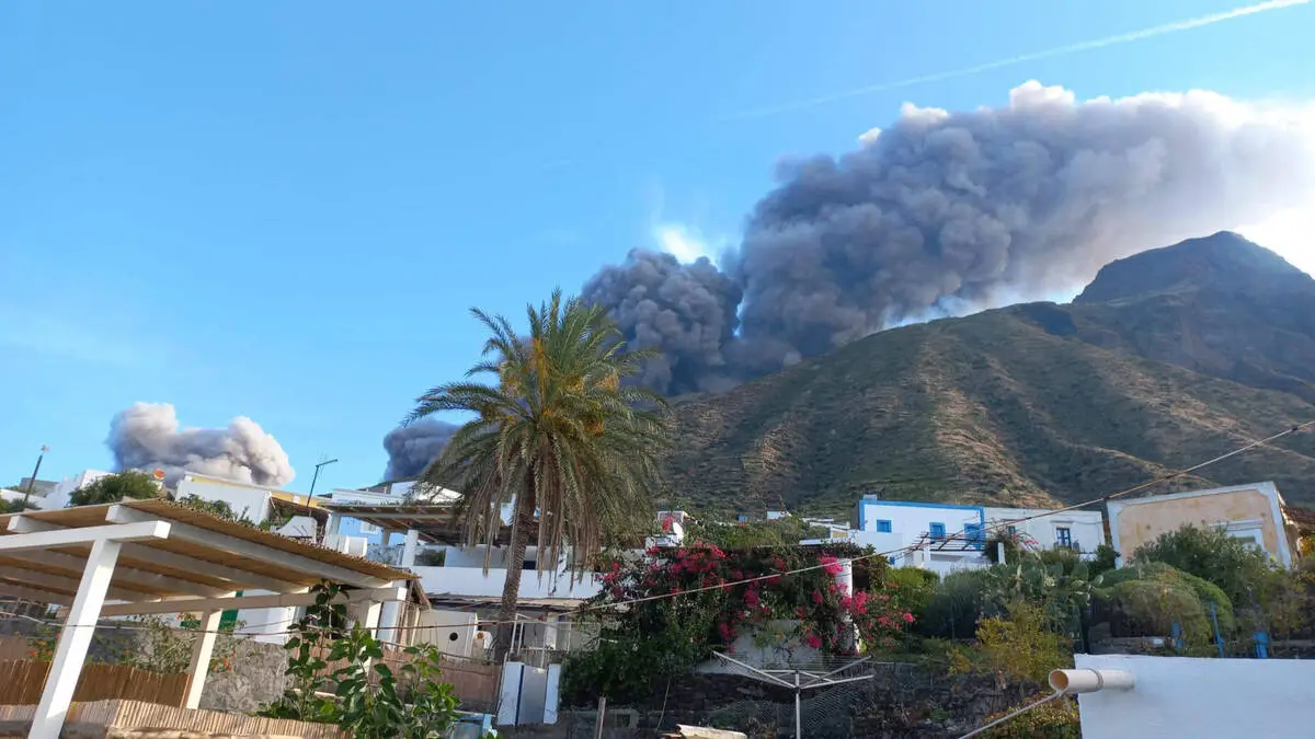 Rauchsäulen sind zu sehen