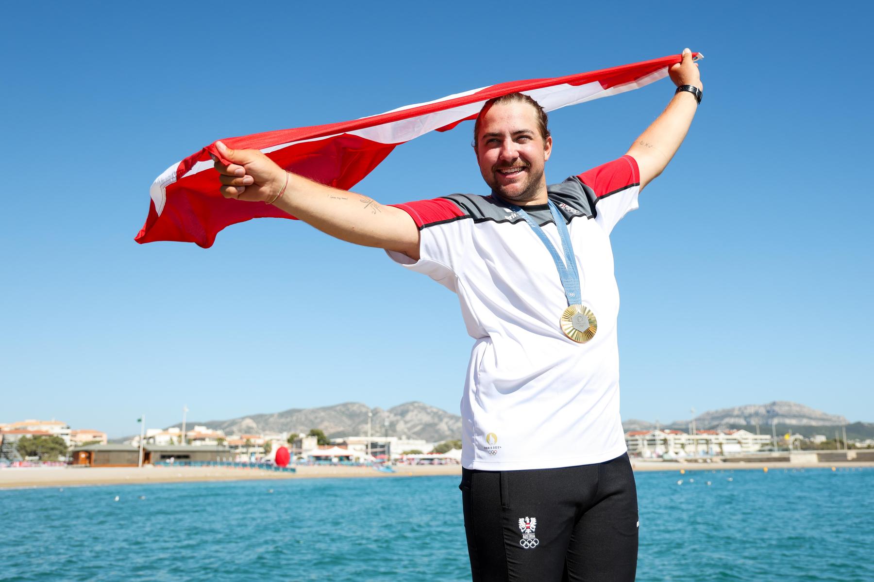 Gold im Kitesurfen: Valentin Bontus ist der Next-Level­-Olympiasieger