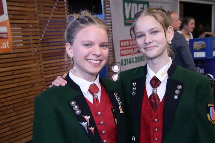 Viel Spaß mit den restlichen Fotos des Konzerts!
