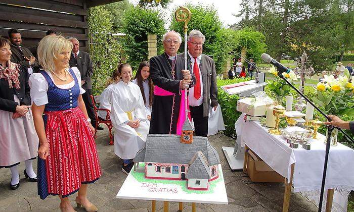 Pfarrer Johann Skuk aus Kühnsdorf feierte mit der Pfarrgemeinde