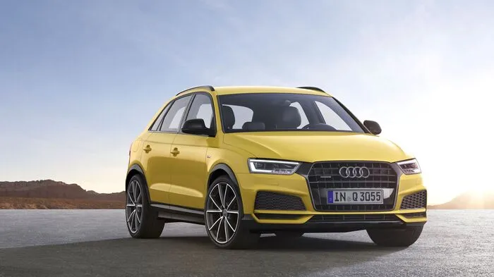 Modellpflegen fallen bei Audi immer eher zurückhaltend aus – so auch beim SUV Q3. Mit neuen Details im Exterieurdesign grenzen sich die Ausstattungslinien „Design“ und „Sport“ sowie das „S Line“-Exterieurpaket noch deutlicher voneinander ab. Als neues Sondermodell ergänzt der S Line Competition das Programm.