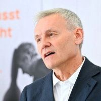 Christian Scambor gründete die Grazer Männerberatung vor 30 Jahren mit. Er plädiert für eine breite Diskussion über das Thema Pädophilie – und für Hilfsangebote für Betroffene