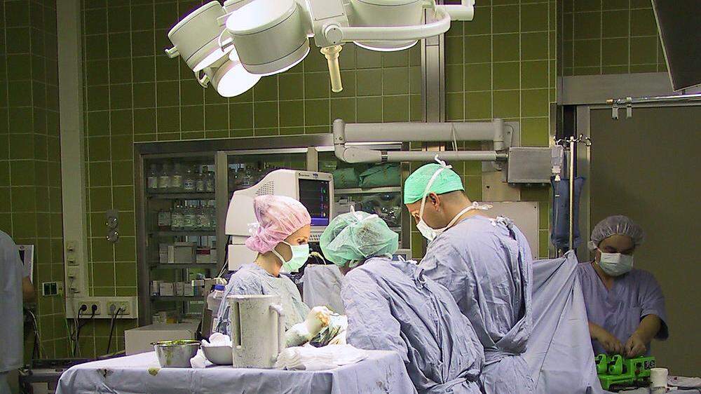 Die Allgemeinchirurgie bleibt an den LKH Hochsteiermark-Standorten in Leoben und Bruck mit eigenen Abteilungen erhalten