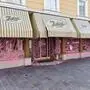 Die „Zehrer“-Fassade wurde mit pinker Farbe „markiert“