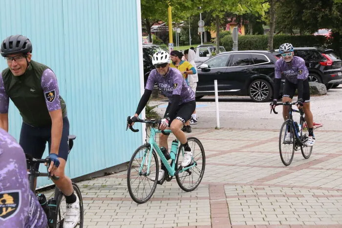 So führte die heuer rund 90 Kilometer lange Route mit Start bei der Firma Greenonetec in St. Veit durch Mittelkärnten. Das Ziel: das Freilichtmuseum in Heft in der Gemeinde Hüttenberg.