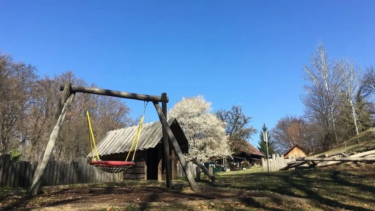 Auch am Grazer Stadtrand müssen die Spielplätze leer bleiben: so wie hier der Johann und Paul-Kinderspielplatz