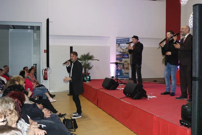 Die einzelnen Sänger des Quartetts überzeugten gesanglich auch in diversen Solostücken.