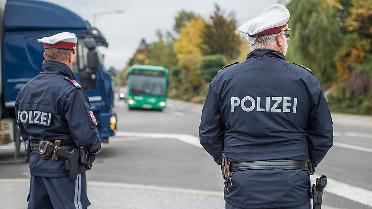 Polizei zog am Montagvormittag in St. Michael einen Sondertransport aus dem Verkehr