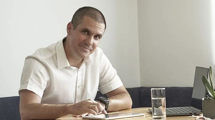 Stefan Wischer machte sich als Personenbetreuer selbstständig