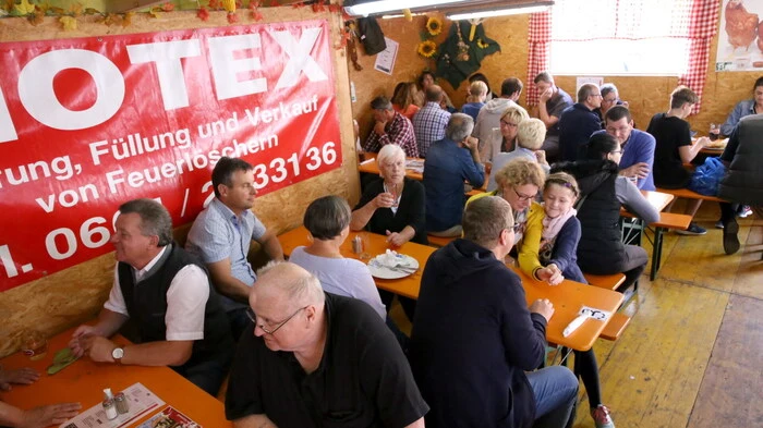 Nach einem Jahr Pause ist der „Kadöllawirt“ wieder am Wiesenmarkt vertreten. 