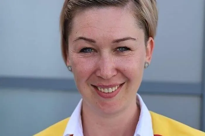 Marlies Lindner, St. Stefan im Rosental: "Heute sperre ich um 5 Uhr in der Früh das Bistro bei der Tankstelle auf. Da freue ich mich schon auf die ersten Gäste. Ich werde in nächster Zeit einmal essen gehen und mich mit Freunden treffen. In einem Kaffeehaus einen Kaffee zu trinken wird schön sein. Urlaub mache ich in Österreich, denn hier ist es am schönsten. Dann besuche ich wieder eine Therme."