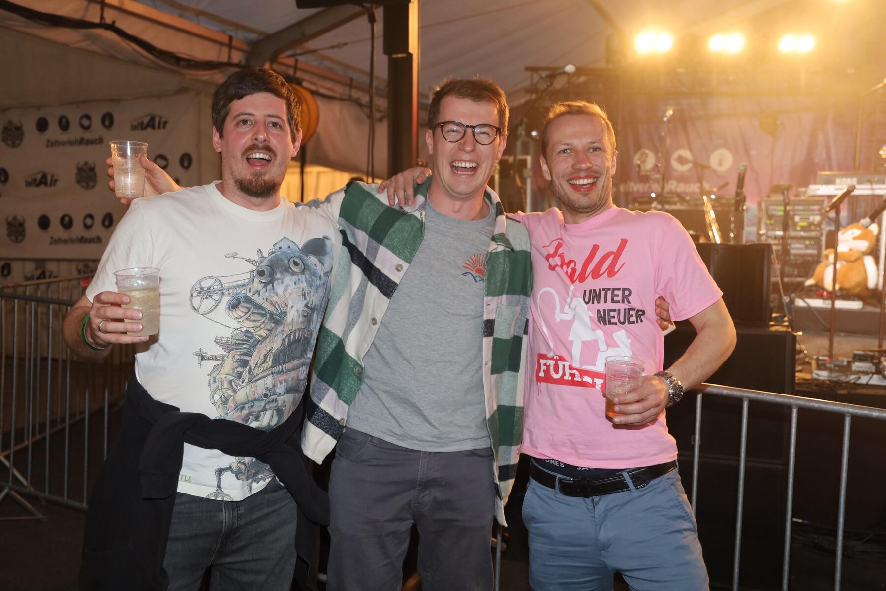 Tausende Partygäste feierten beim Zelt Air bis in die Morgenstunden