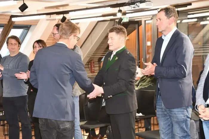 Wie berichtet gingen ÖVP und SPÖ ein Bündnis ein. 