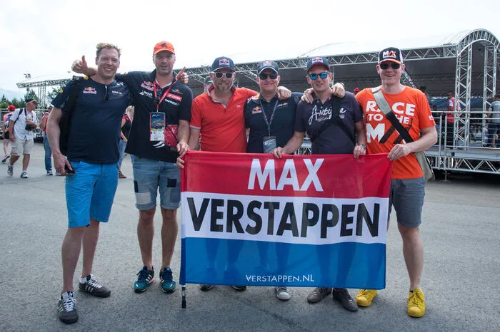 ... und ganz besonders aus den Niederlanden kamen die Fans zum Rennwochenende in Spielberg.