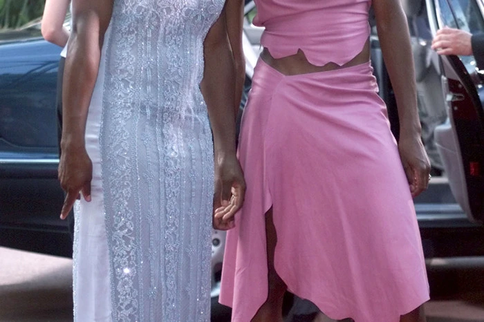 Auch abseits des Tennisplatzes macht die Tennisspielerin eine gute Figur. Bei den Laureus Sport Awards 2000 war sie gemeinsam mit ihrer Schwester Venus vertreten.