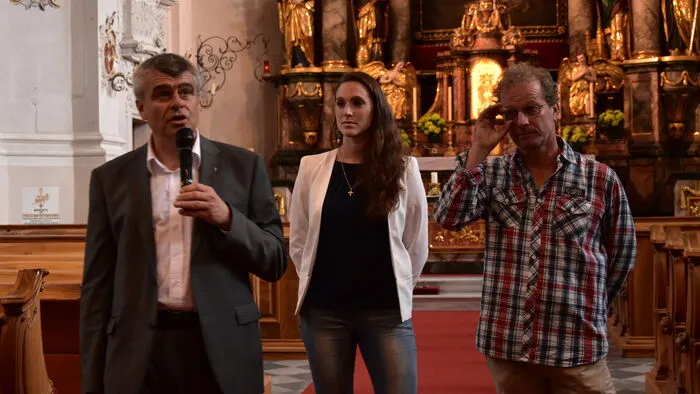 Pfarrer Ludwig Kleissner, Elisa Gaetanio und Othmar Trost eröffneten die Ausstellung