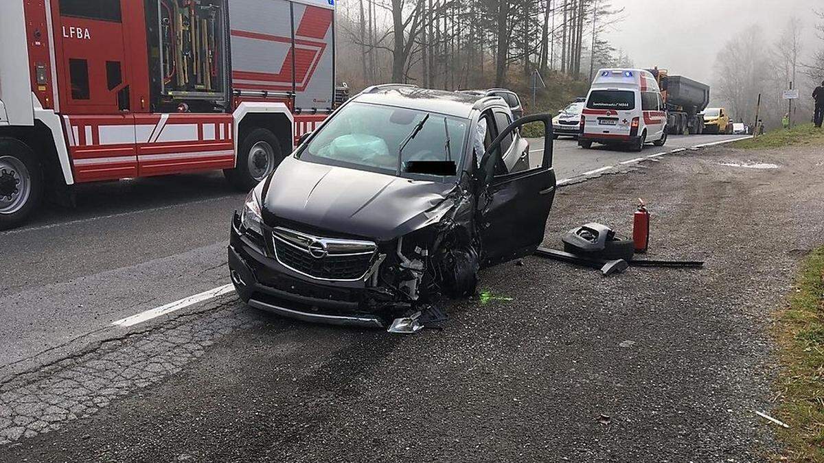 Der Lenker des Fahrzeugs wurde verletzt