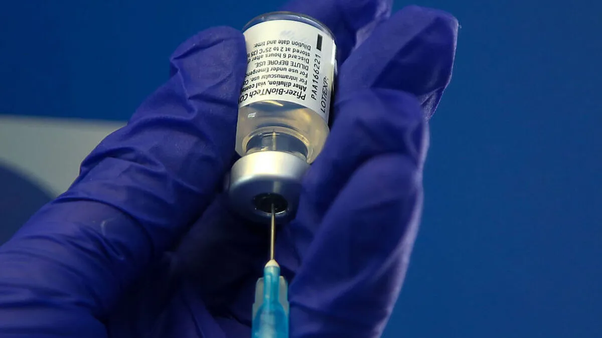 Im Herbst dürften erste Auffrischungsimpfungen stattfinden