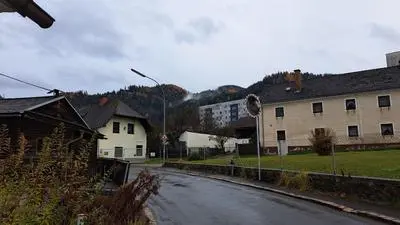 Einige verkehrsberuhigende Maßnahmen wurden in der Kaltenbrunner Straße gesetzt