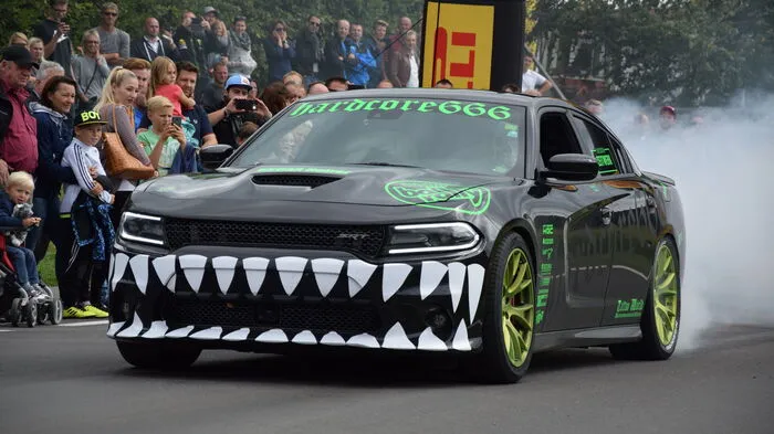 Nach dem Start in Riegersburg legen die ambitionierten Fahrer in den nächsten vier Tagen eine weite Strecke zurück. So geht es erst einmal über den Rechberg zum Red-Bull-Ring nach Spielberg und in weiterer Folge nach Judenburg, Murau, Turrach sowie nach Bad Kleinkirchheim.