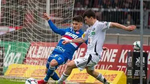 Leon Klassen im Zweikampf mit Boris Matic