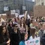 Hunderte demonstrierten bei der ersten Demo am 15. März