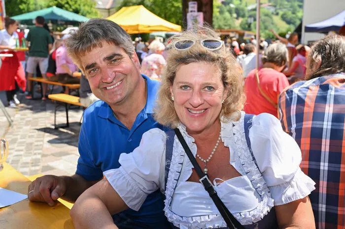 Die Organisatoren Andrea Hacker und Fischzüchter Andreas Hofer