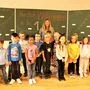 Es ist der erste Schultag für die Taferlklassler der VS Lindfeld und ihre Lehrerin Michelle Puska.