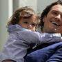 Orlando Bloom, hier mit seinem Sohn Flynn, soll die Stimme von Prinz Harry sein