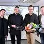 Horst Schafler (2.v.r., Geschäftsführer „echt Kantine“), Markus Zehetbauer (2.v.l. Executive Chef), Thomas Kerschbaum (Projektleiter LDZ Land Salzburg) und Asim Perviz (Koordinator der Ausschreibung)