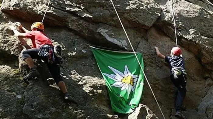Der Alpenverein lädt in Reichenfels zum Klettern ein. Es gibt 23 Routen und einen Übungsklettersteig