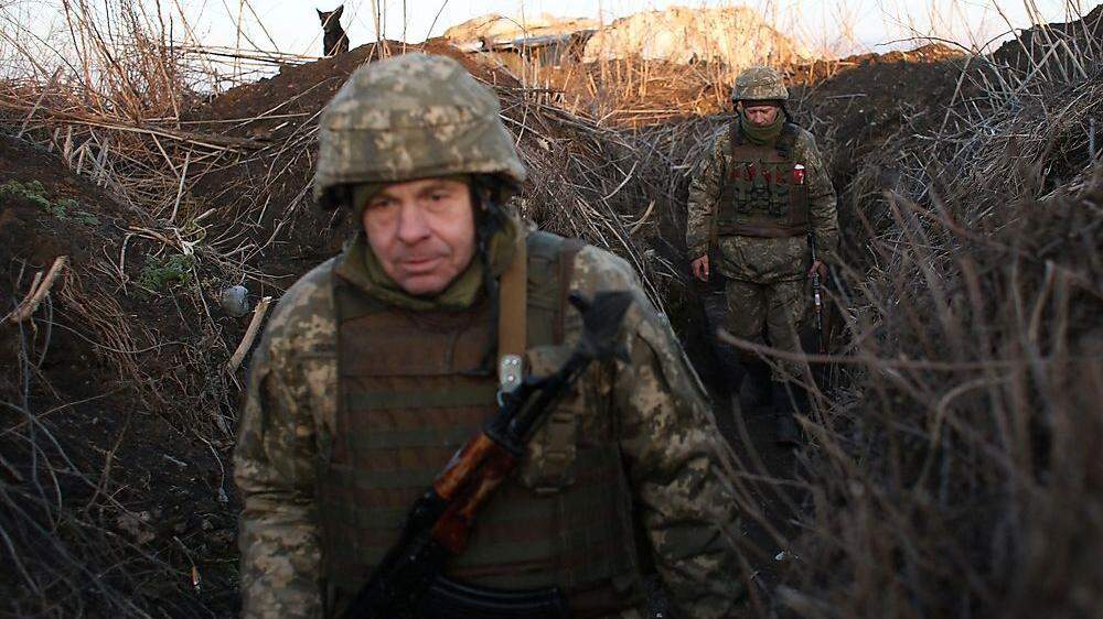 Die ukrainische Armee ist weitgehend auf sich allein gestellt