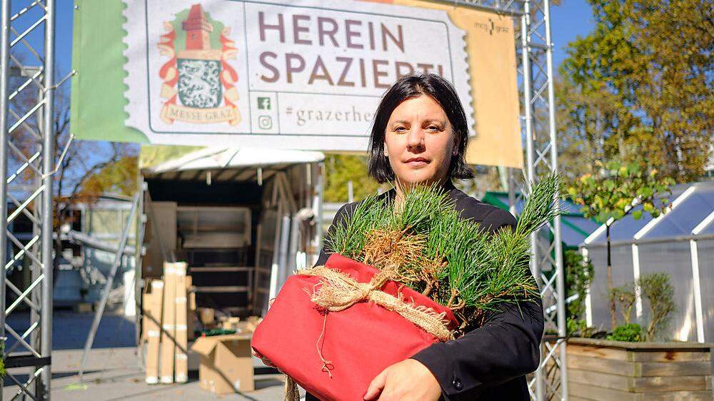 Auf der Herbstmesse verschenkt Alexandra Schäfer mehr als 3000 Setzlinge