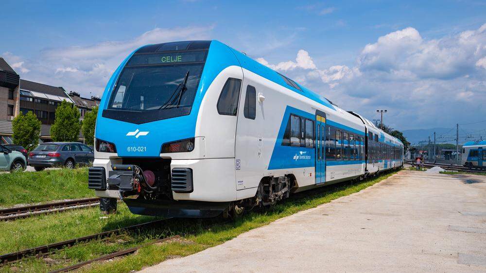 Untersuchung der slowenischen Bahn nach Zugunglück präsentiert