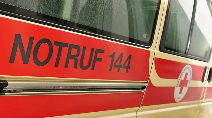 Rettung brachte die Verletzte ins Krankenhaus