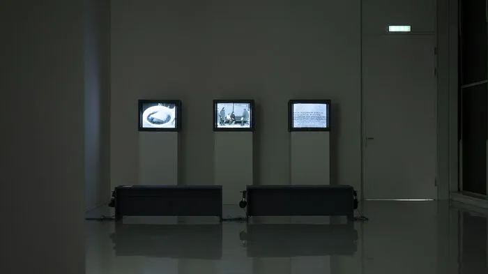 Im Forum Stadtpark Graz werden Filme des deutschen Künstlers Harun Farocki gezeigt.